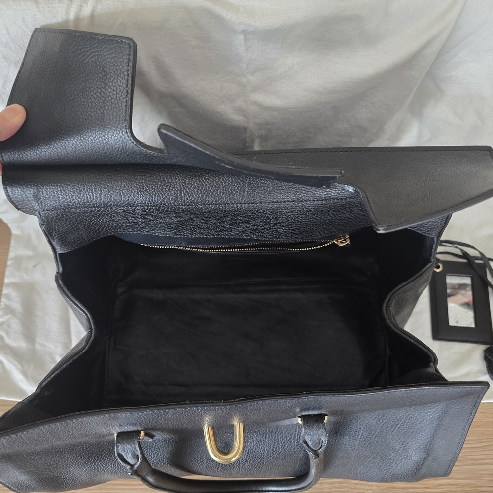 Balenciaga Tube Bag - Picture 4 of 8
